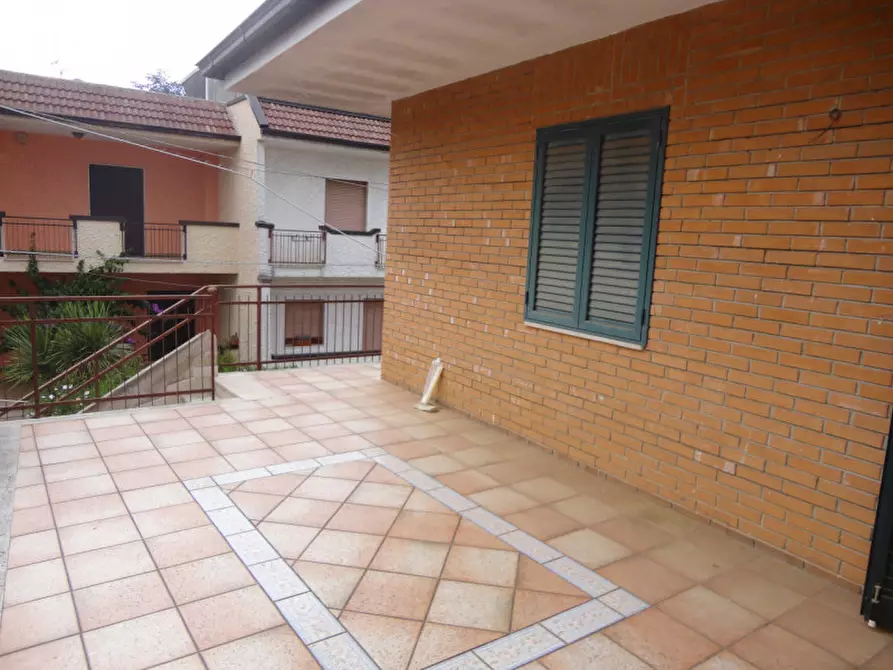 Immagine 3 di Villa in vendita  in via Prof G Adamo, 10 a Sannicandro Di Bari