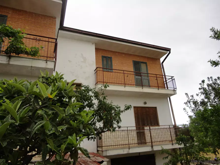 Immagine 22 di Villa in vendita  in via Prof G Adamo, 10 a Sannicandro Di Bari