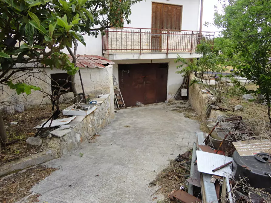 Immagine 23 di Villa in vendita  in via Prof G Adamo, 10 a Sannicandro Di Bari