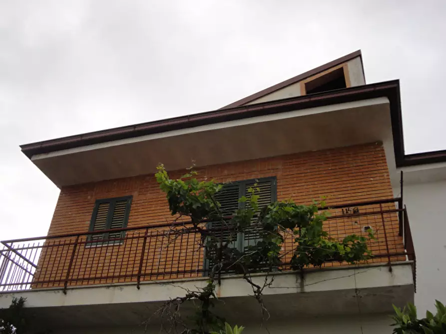 Immagine 24 di Villa in vendita  in via Prof G Adamo, 10 a Sannicandro Di Bari