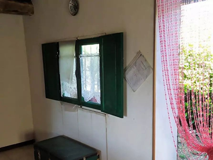 Immagine 12 di Terreno in vendita  in Via Pianella a Castel Sant'elia