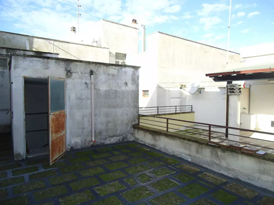 Immagine 20 di Casa indipendente in vendita  in Via Padova a Parabita