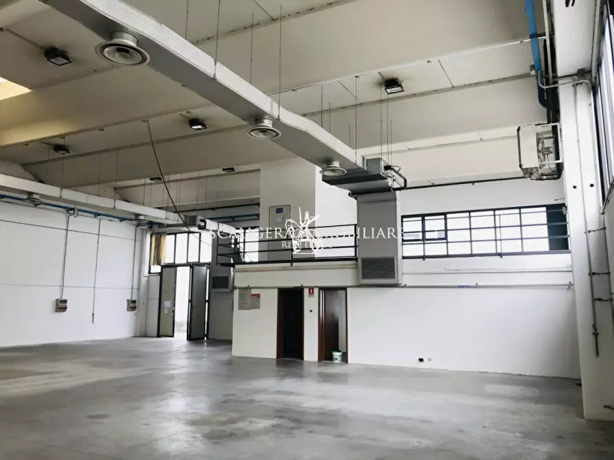 Immagine 4 di Capannone industriale in vendita  in via strà a Colognola Ai Colli