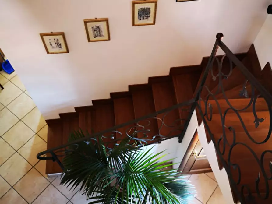 Immagine 20 di Appartamento in vendita  in VIA CASTELLO a Eboli