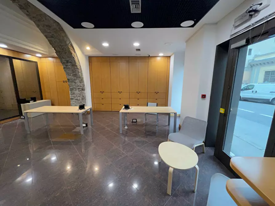Immagine 3 di Attività commerciale in affitto  in san Giacomo in Monte 20 a Trieste