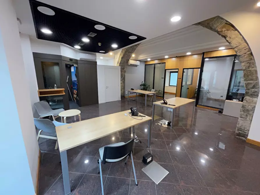 Immagine 7 di Attività commerciale in affitto  in san Giacomo in Monte 20 a Trieste