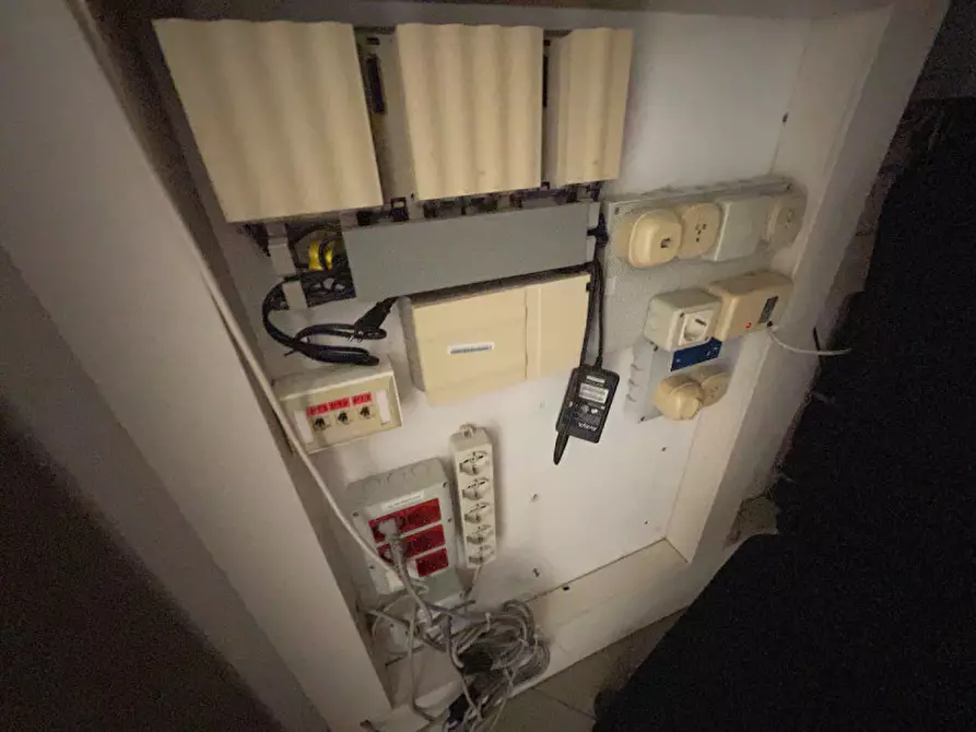 Immagine 24 di Attività commerciale in affitto  in san Giacomo in Monte 20 a Trieste