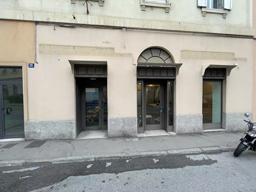 Immagine 40 di Attività commerciale in affitto  in san Giacomo in Monte 20 a Trieste