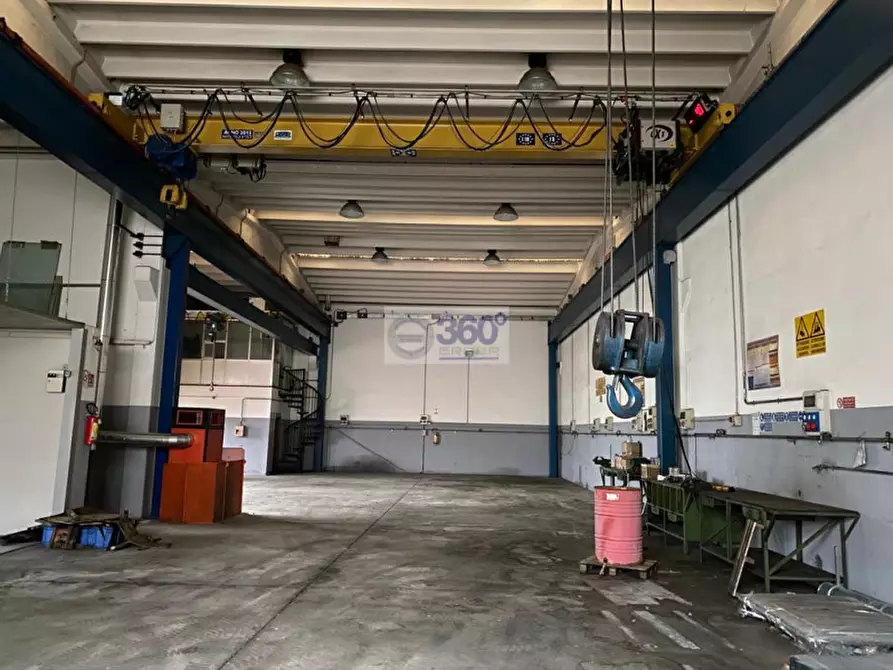 Immagine 2 di Capannone industriale in vendita  in Via Francesca a Coccaglio