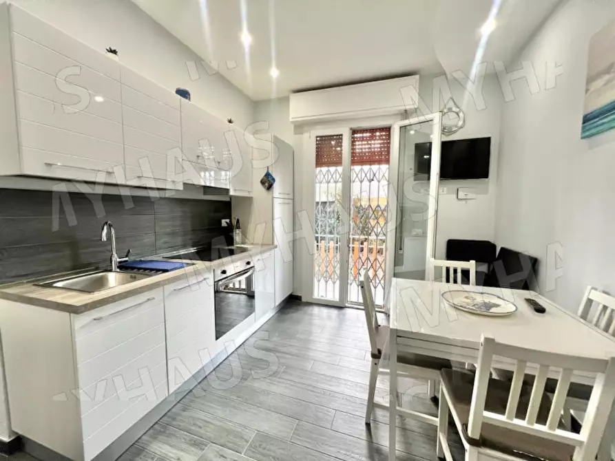 Immagine 4 di Appartamento in vendita  in giotto 27 a Cesenatico