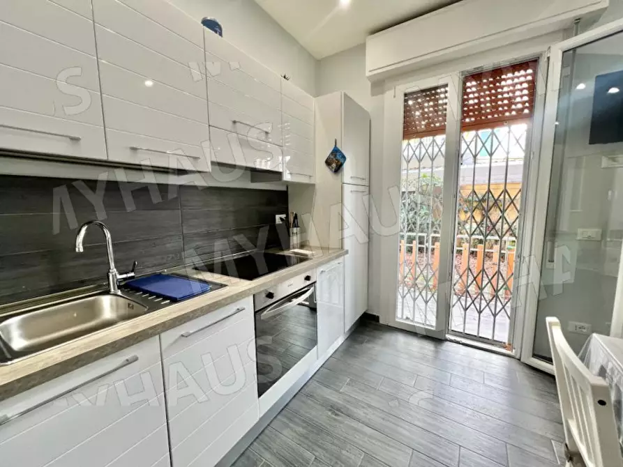 Immagine 5 di Appartamento in vendita  in giotto 27 a Cesenatico