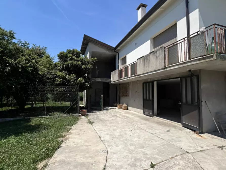 Immagine 11 di Casa indipendente in vendita  in viale po a Rubano
