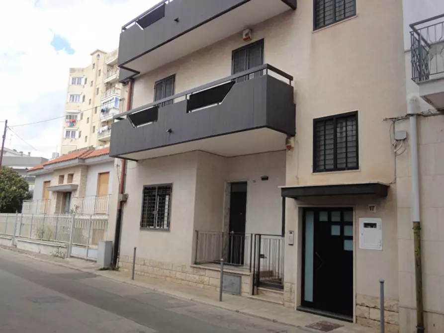 Immagine 6 di Appartamento in vendita  in VIA A. SALIANI a Modugno