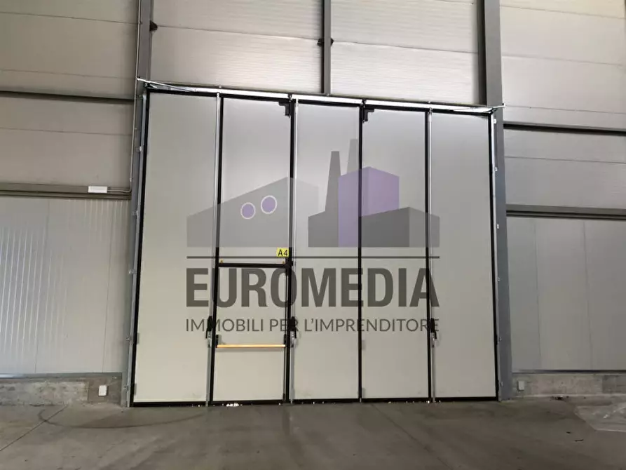 Immagine 9 di Capannone industriale in affitto  in Via Callesella, 1 a Montecchio Maggiore