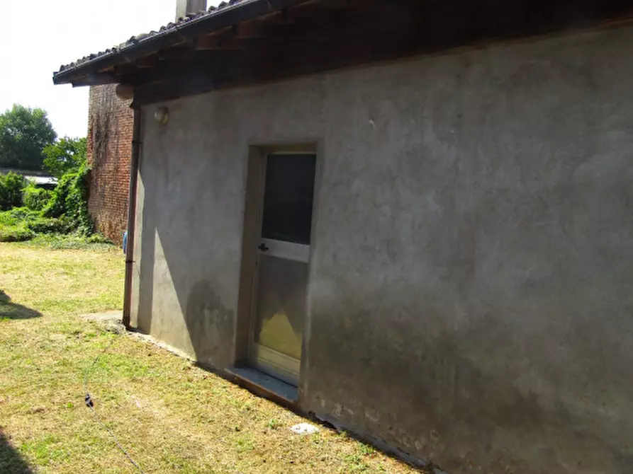 Immagine 20 di Villetta a schiera in vendita  in via Piave n° 78 a Sannazzaro De' Burgondi