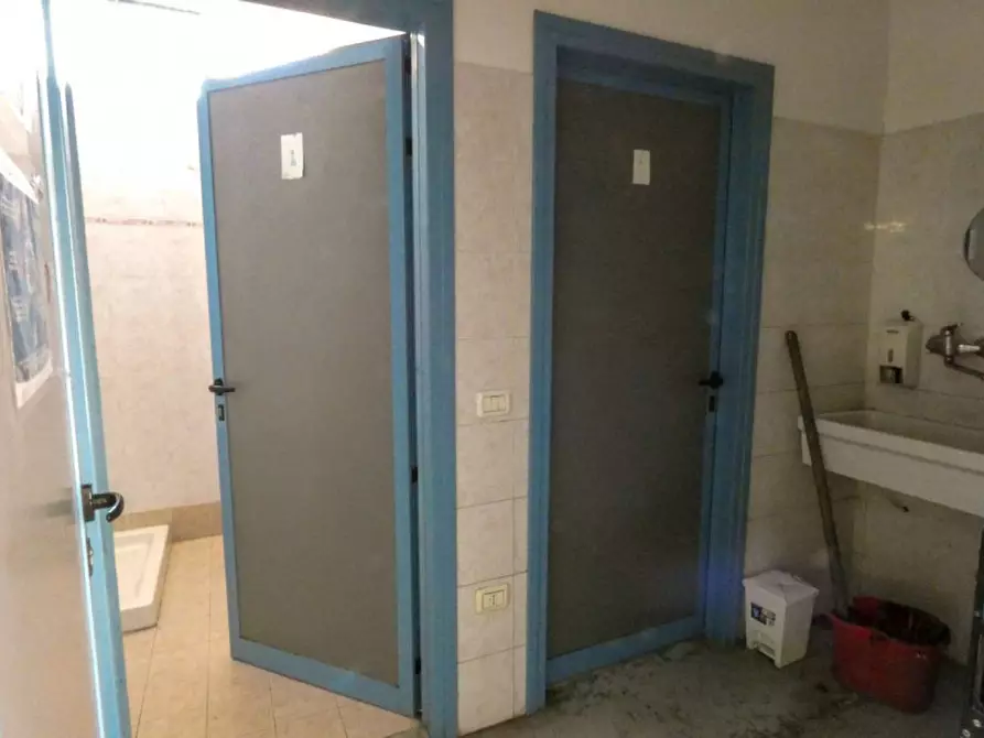 Immagine 6 di Capannone industriale in vendita  in via delle Rose a Cagli