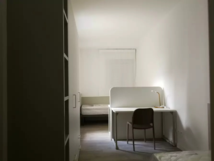 Immagine 9 di Camera in affitto  in VIA ZARA a Trento