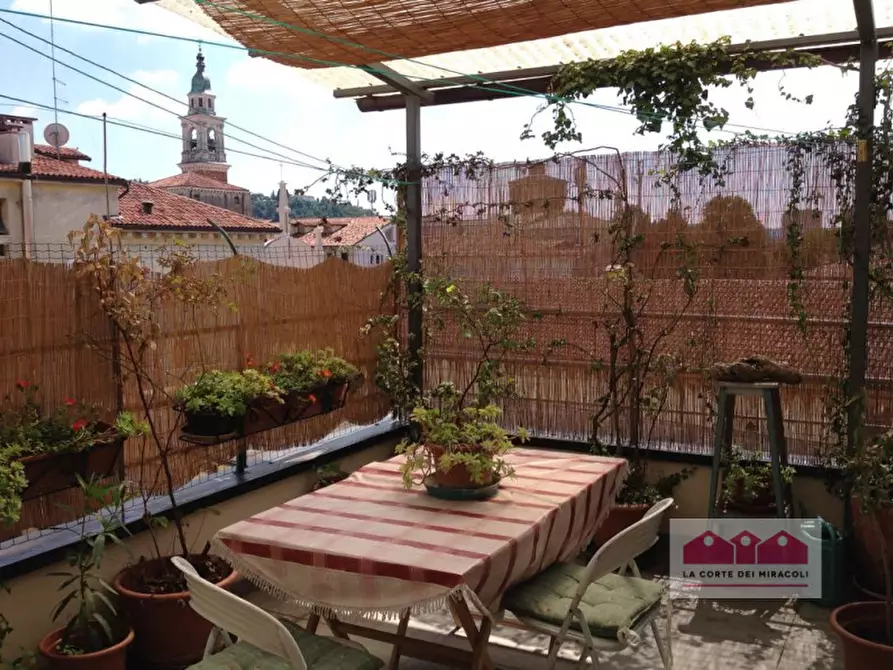 Immagine 2 di Appartamento in affitto  in Corso Fogazzaro 62 a Vicenza