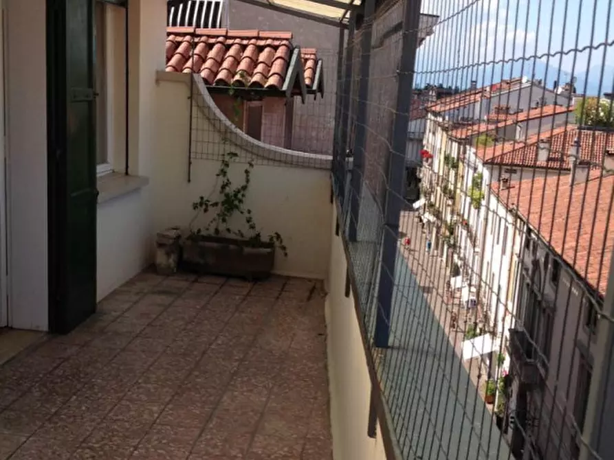 Immagine 13 di Appartamento in affitto  in Corso Fogazzaro 62 a Vicenza