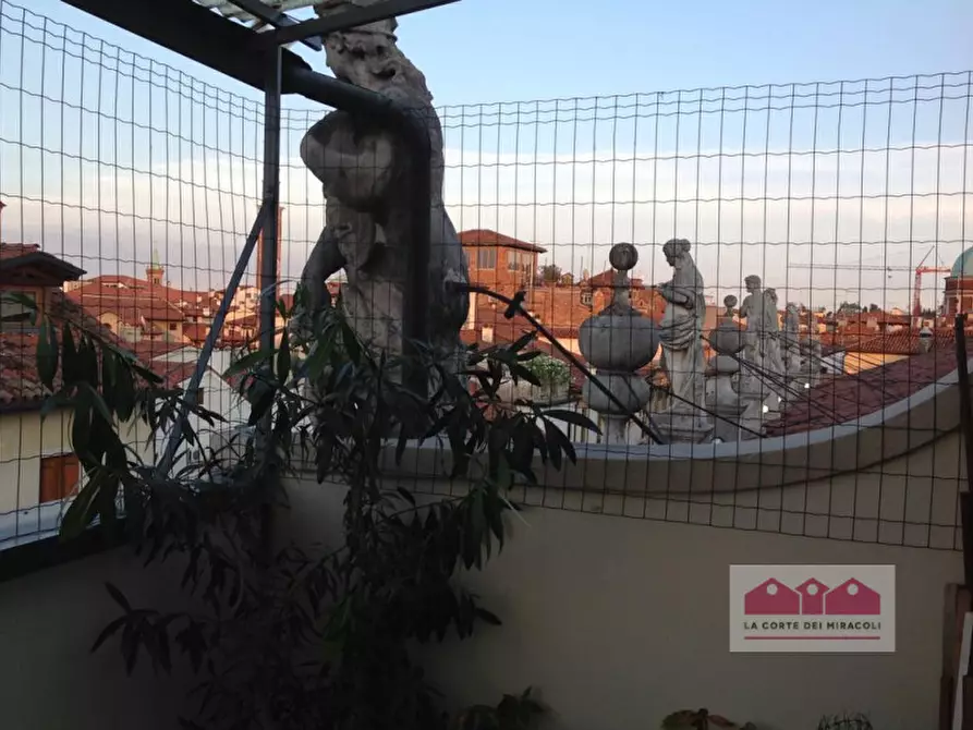 Immagine 17 di Appartamento in affitto  in Corso Fogazzaro 62 a Vicenza