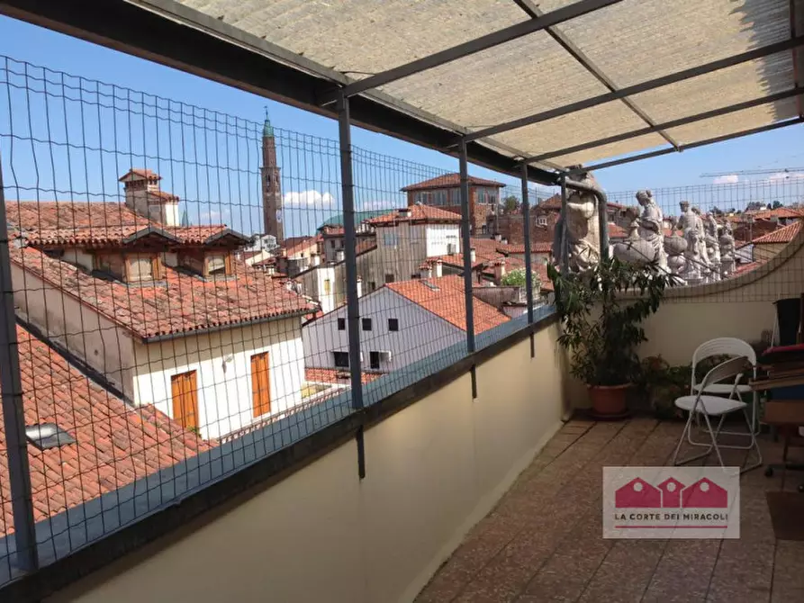 Immagine 19 di Appartamento in affitto  in Corso Fogazzaro 62 a Vicenza