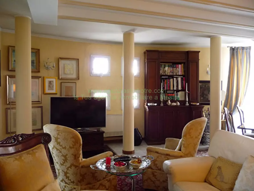 Immagine 26 di Appartamento in vendita  in Via Torre Belfredo a Venezia