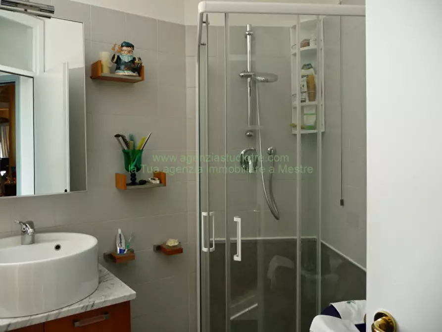 Immagine 33 di Appartamento in vendita  in Via Torre Belfredo a Venezia