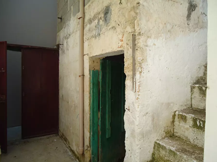 Immagine 9 di Casa indipendente in vendita  in Via Zara a Matino