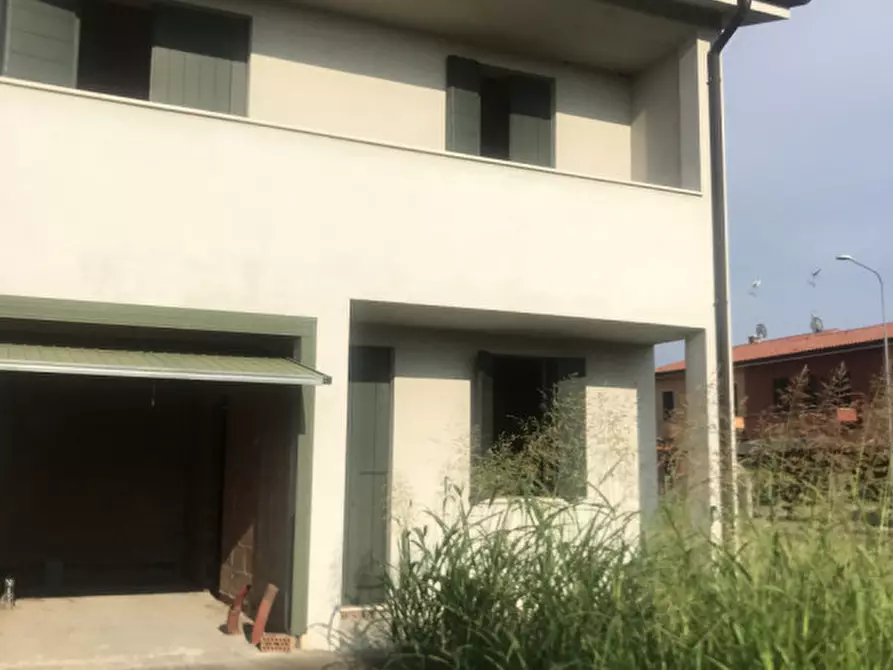 Immagine 7 di Villetta a schiera in vendita  a Solesino