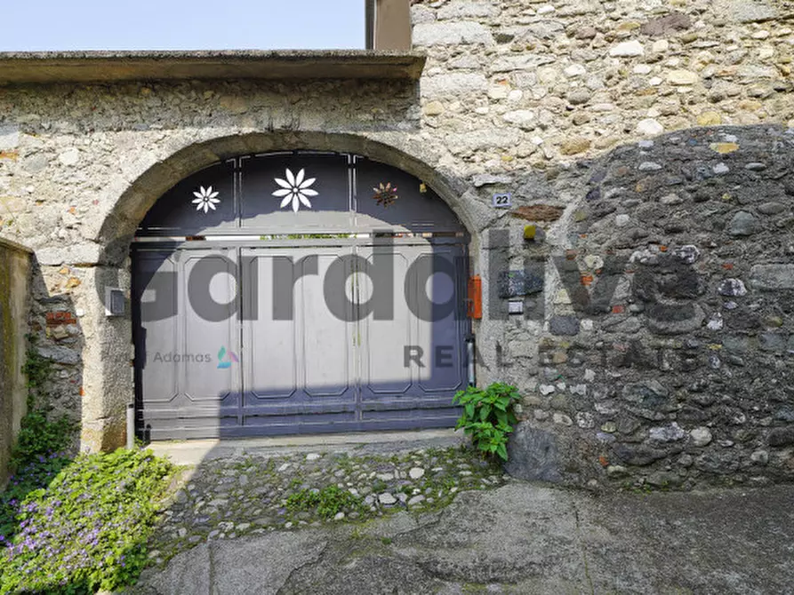 Immagine 1 di Rustico / casale in vendita  in Via Belvedere a Calvagese Della Riviera