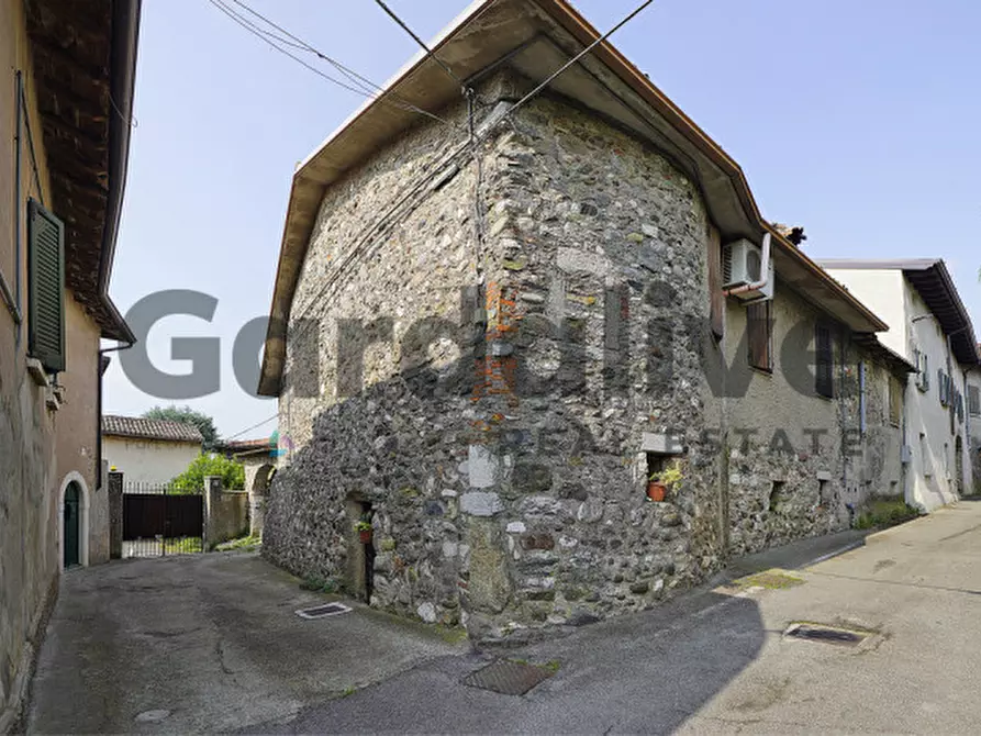 Immagine 2 di Rustico / casale in vendita  in Via Belvedere a Calvagese Della Riviera