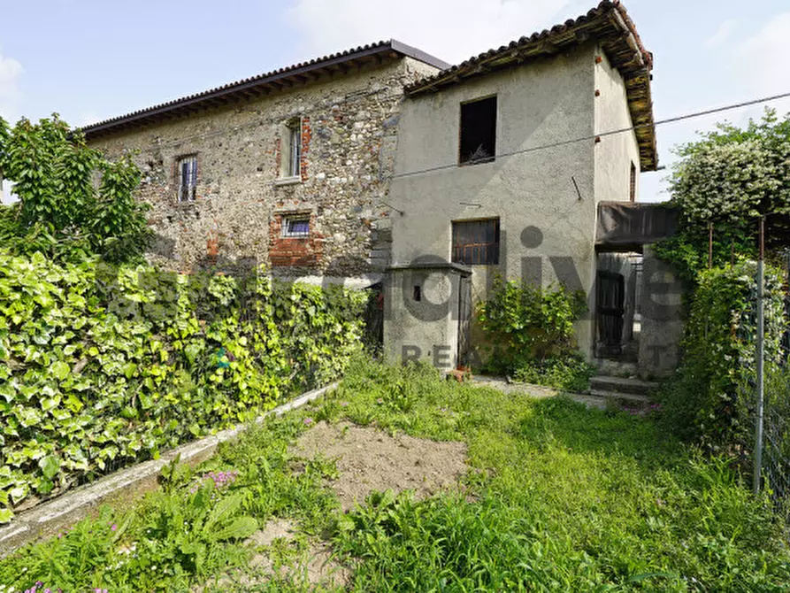 Immagine 6 di Rustico / casale in vendita  in Via Belvedere a Calvagese Della Riviera