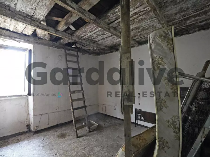 Immagine 21 di Rustico / casale in vendita  in Via Belvedere a Calvagese Della Riviera