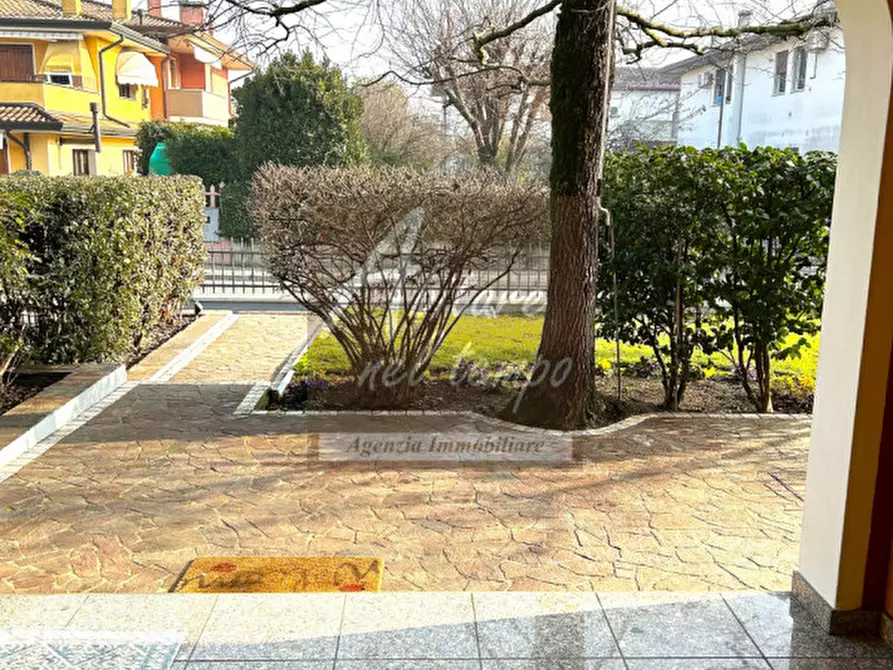 Immagine 21 di Villa in vendita  a Cittadella