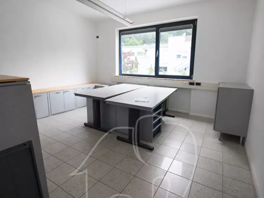 Immagine 2 di Capannone industriale in vendita  in Lahnweg - Via Lahn a Ora .Auer.