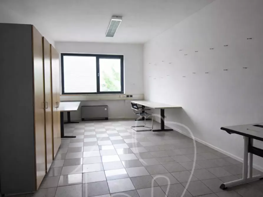 Immagine 5 di Capannone industriale in vendita  in Lahnweg - Via Lahn a Ora .Auer.