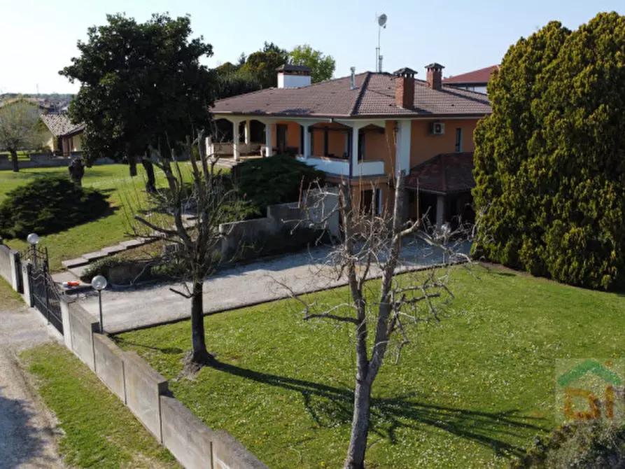 Immagine 3 di Villa in vendita  in via villa 51 a Bagnaria Arsa