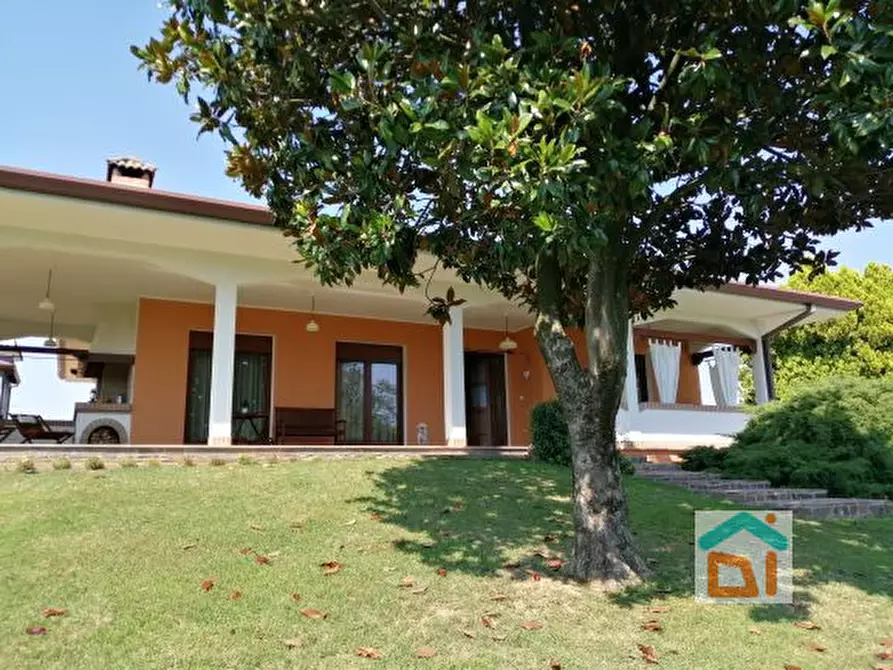 Immagine 4 di Villa in vendita  in via villa 51 a Bagnaria Arsa