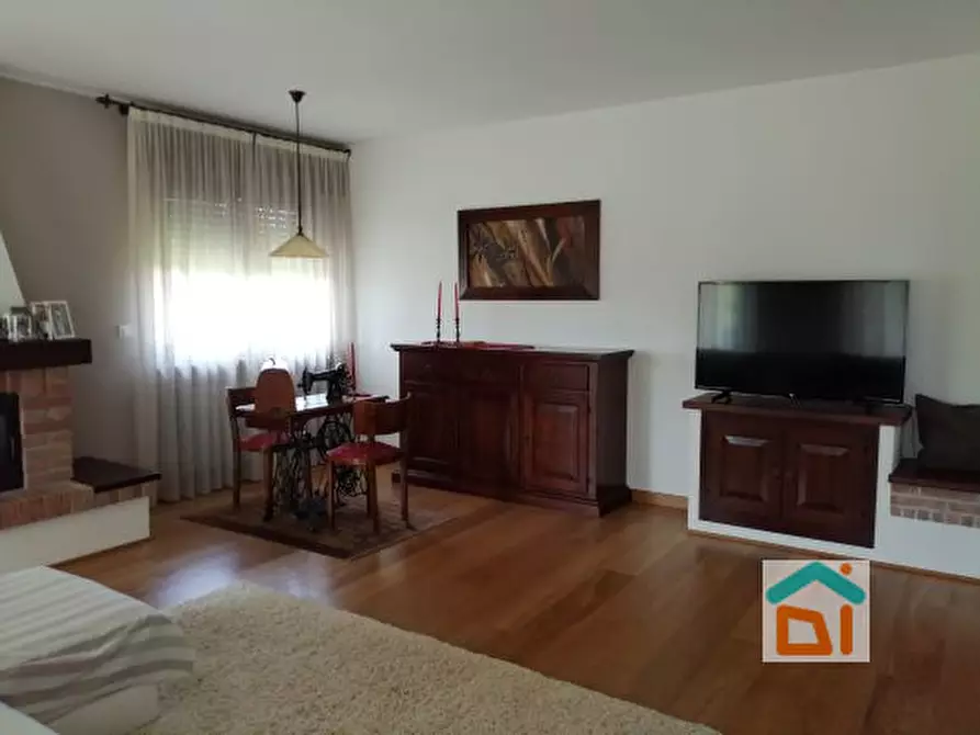 Immagine 8 di Villa in vendita  in via villa 51 a Bagnaria Arsa