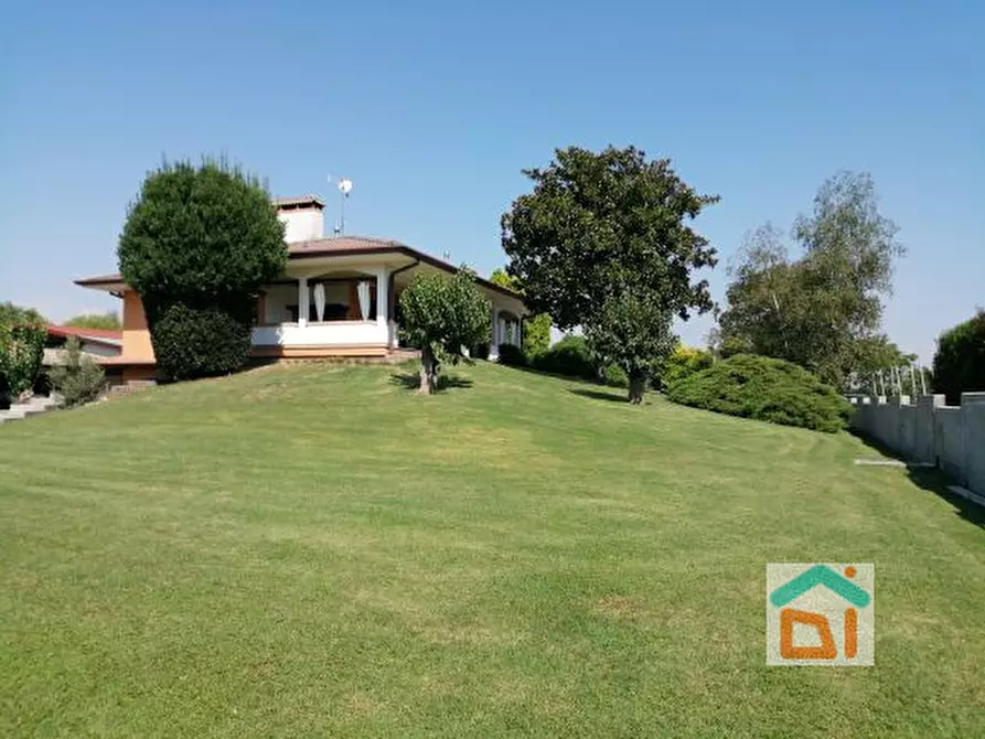 Immagine 27 di Villa in vendita  in via villa 51 a Bagnaria Arsa