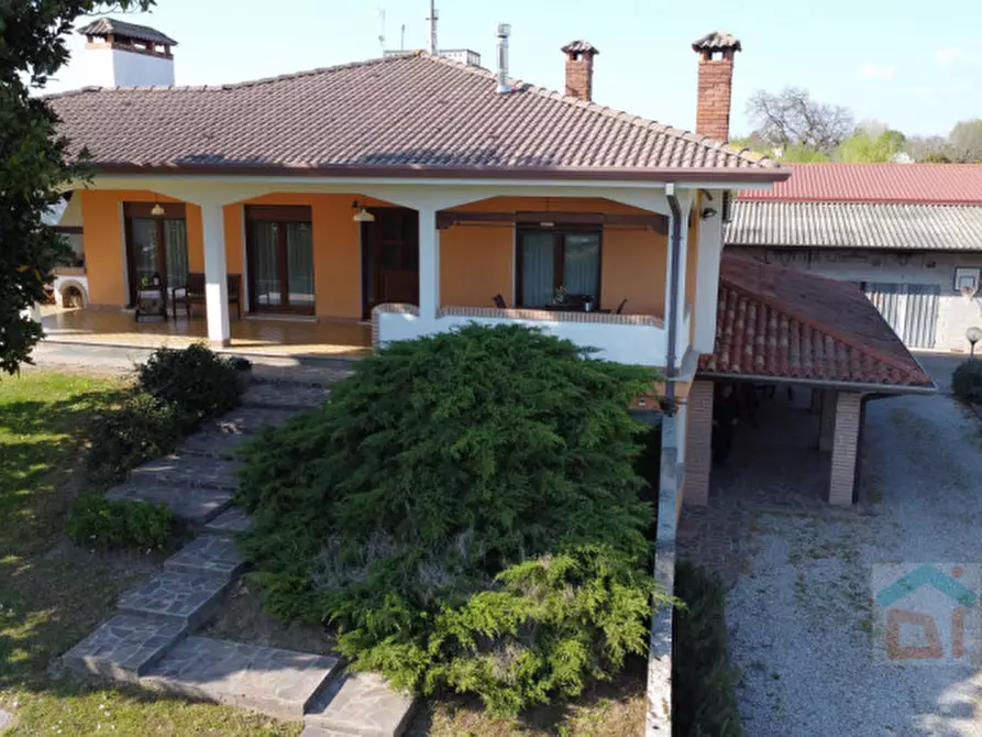 Immagine 30 di Villa in vendita  in via villa 51 a Bagnaria Arsa