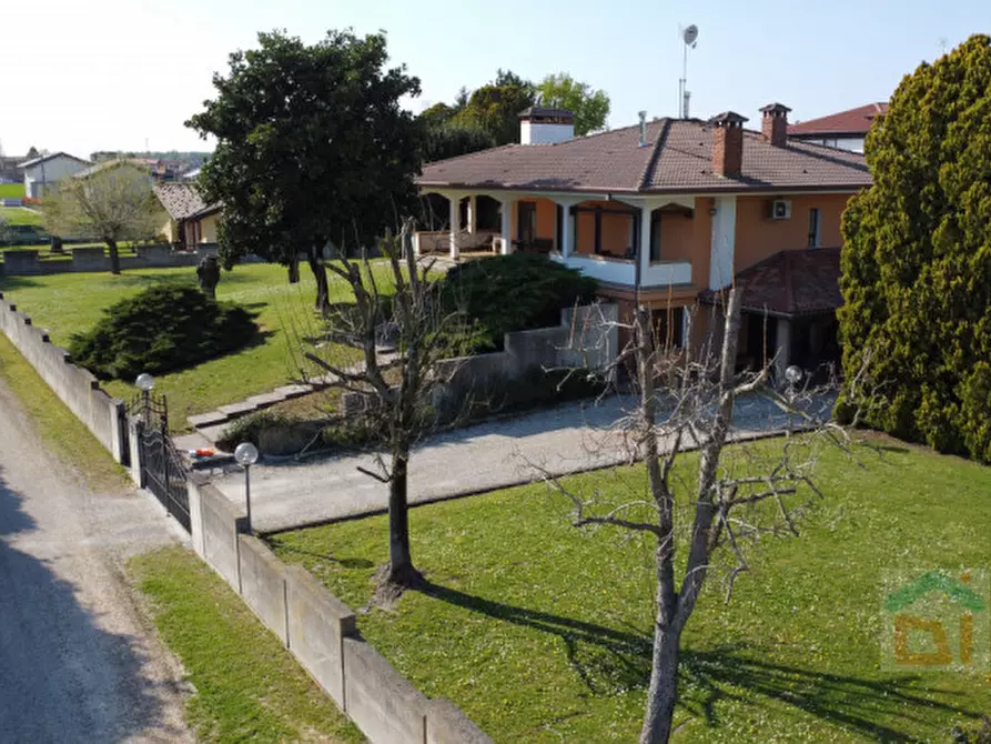 Immagine 32 di Villa in vendita  in via villa 51 a Bagnaria Arsa