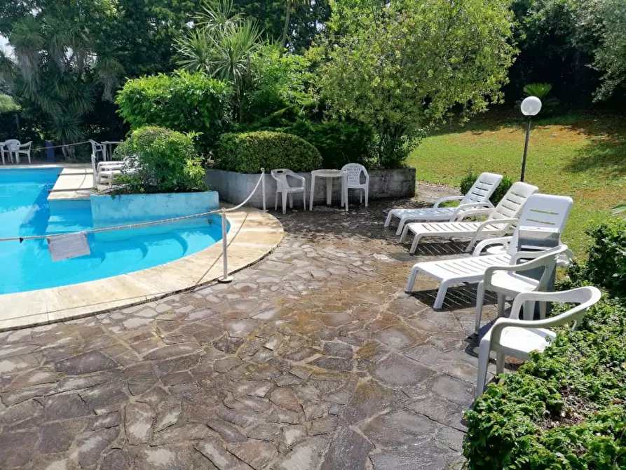 Immagine 18 di Appartamento in vendita  in Via Bogliasco a Roma