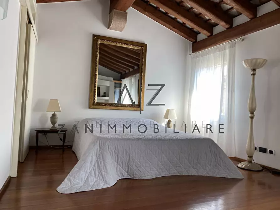 Immagine 10 di Attico in vendita  in Corso ventinove Aprile a Castelfranco Veneto