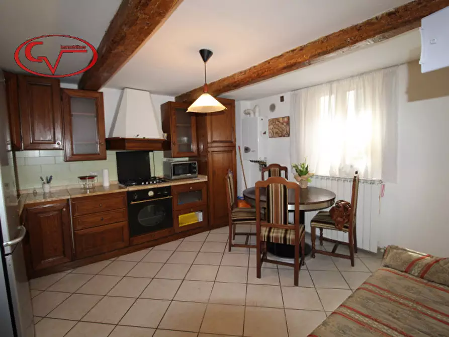 Immagine 1 di Appartamento in vendita  in via fazia a Terranuova Bracciolini