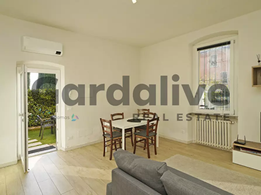 Immagine 2 di Appartamento in vendita  in Via Pergola a Moniga Del Garda