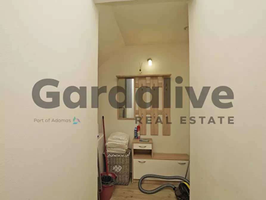 Immagine 12 di Appartamento in vendita  in Via Pergola a Moniga Del Garda