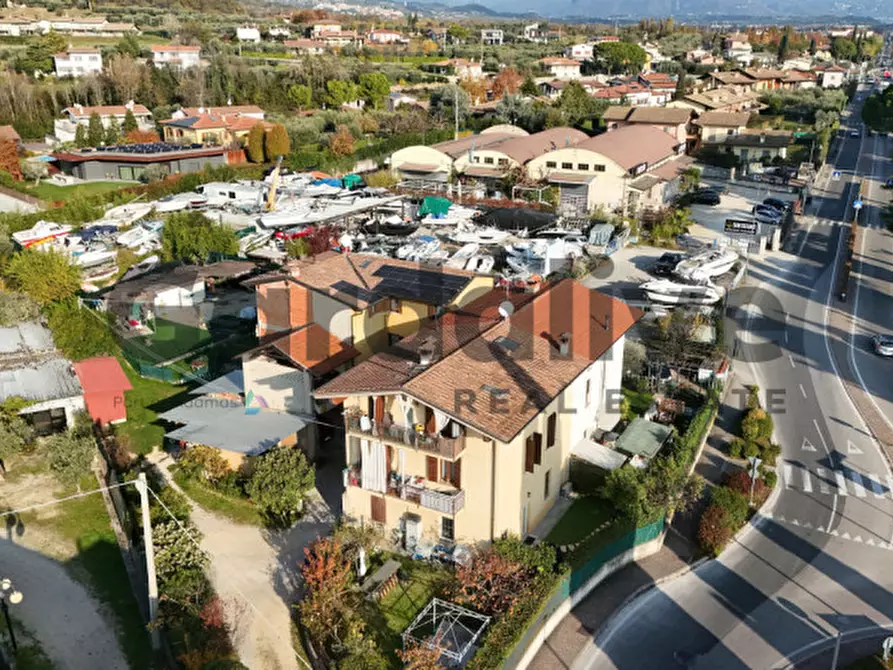 Immagine 25 di Appartamento in vendita  in Via Pergola a Moniga Del Garda
