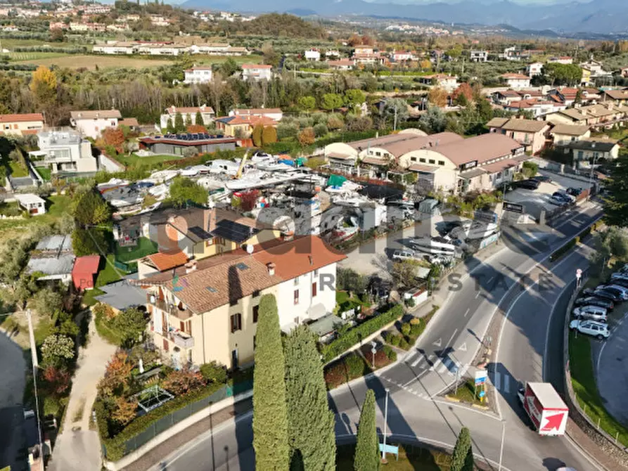 Immagine 27 di Appartamento in vendita  in Via Pergola a Moniga Del Garda