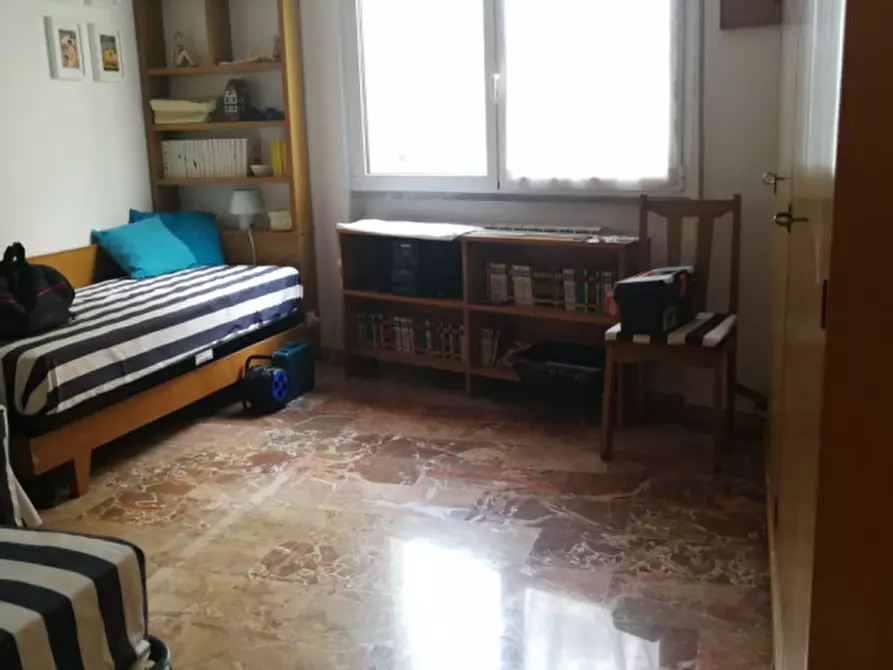 Immagine 12 di Appartamento in affitto  in zona porto a Rapallo